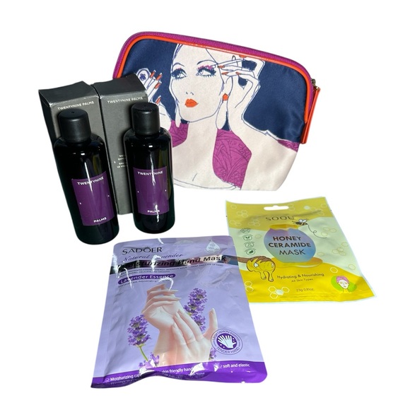 Estée Lauder Makeup Bag Bundle - Picture 1 of 6